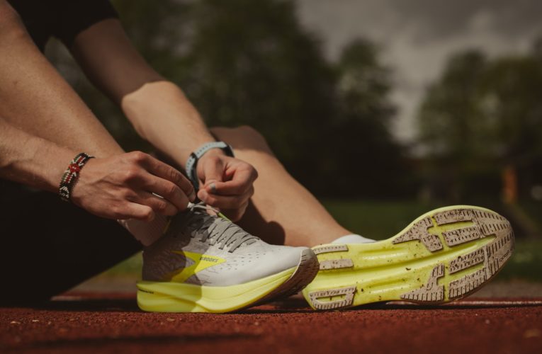 Gresham: Reduce Pain from Muscle Strain or Injury Faster with Curewave Laser